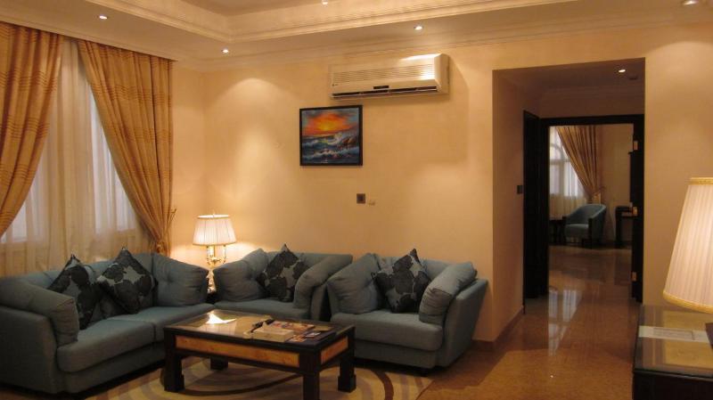 Golden Tulip Seeb Hotel
